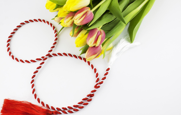 Букет тюльпанов на Международный женский день 8 марта