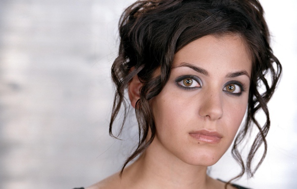 Британская певица Кэти Мелуа