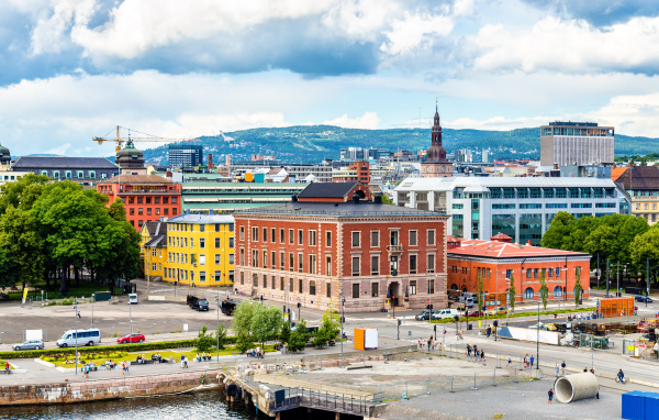 Панорама красивых домов в городе Осло, Норвегия