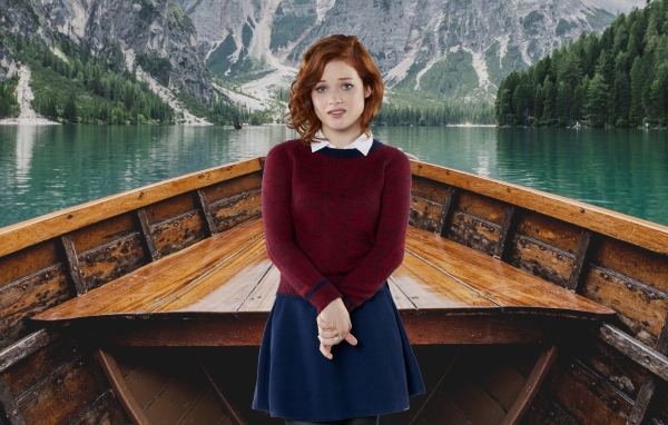 Американская актриса Джейн Леви в лодке