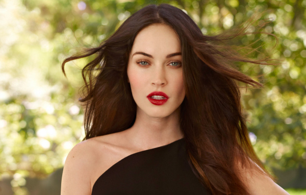 Яркая стильная актриса Меган Фокс