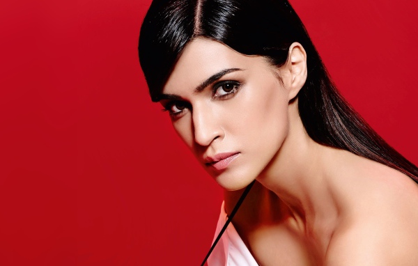 Индийская актриса и фотомодель Крити Санон