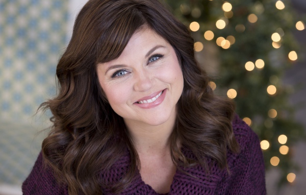 Милая голубоглазая улыбающаяся актриса Тиффани Тиссен