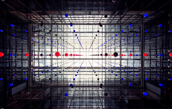 Абстрактная 3д комната с шарами