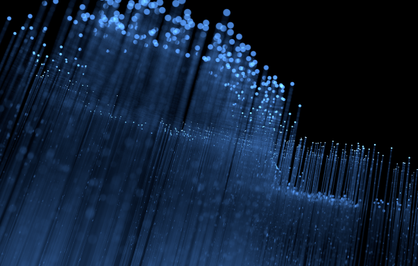 Голубые неоновые линии на черном фоне