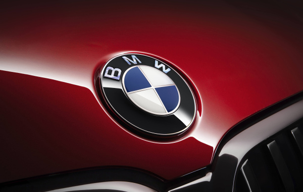 BMW 7 Series car logo