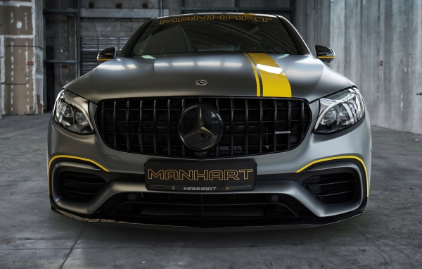 Спортивный автомобиль  Mercedes-AMG GLC 63 S Coupe 2019 года