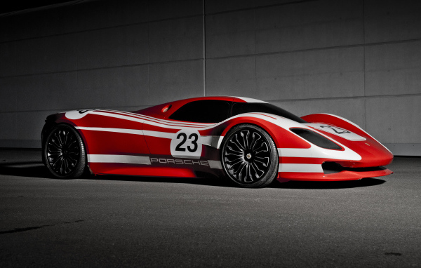 Гоночный автомобиль Porsche 917 Hommage 2019 года