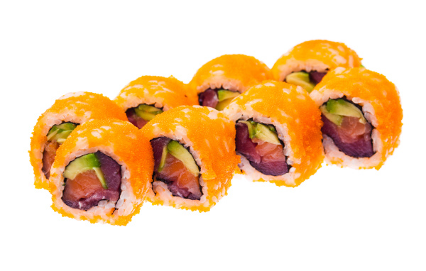 Роллы с красной икрой на белом фоне 