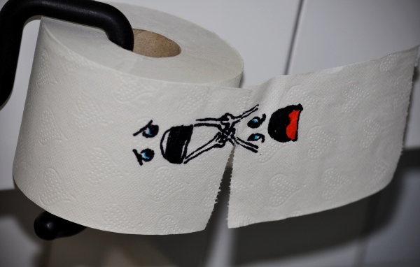 Прикольная туалетная бумага с рисунком