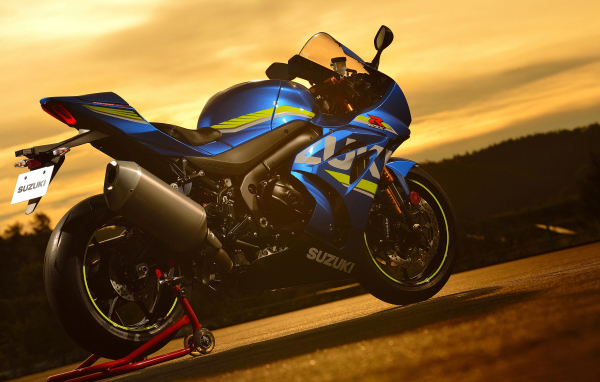 Спортивный мотоцикл Suzuki GSX-R1000R