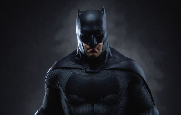 Бэтмен на черном фоне крупным планом