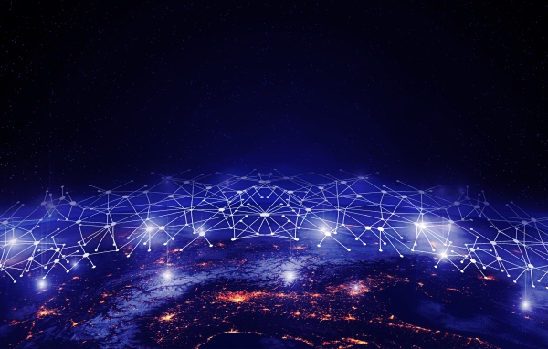 Паутина над планетой Земля в космосе