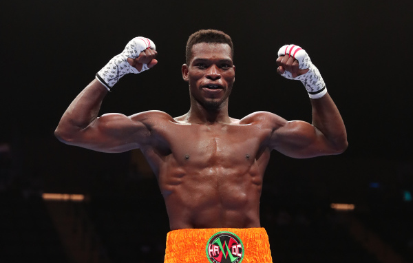 Боксер Ричард Комми на ринге