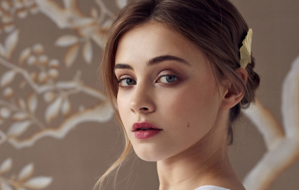 Нежная голубоглазая девушка, актриса Джозефин Лэнгфорд