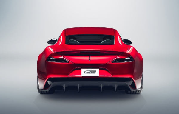 Автомобиль Drako GTE 2, 2020 года вид сзади