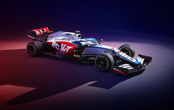 Гоночный автомобиль Williams FW43,  2020 года на синем фоне