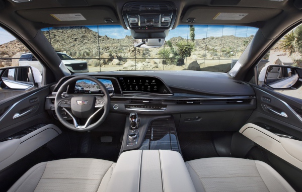 Салон автомобиля Cadillac Escalade Platinum Sport, 2021 года