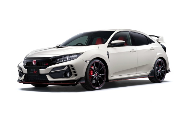 Белый автомобиль Honda Civic Type R 2020 года
