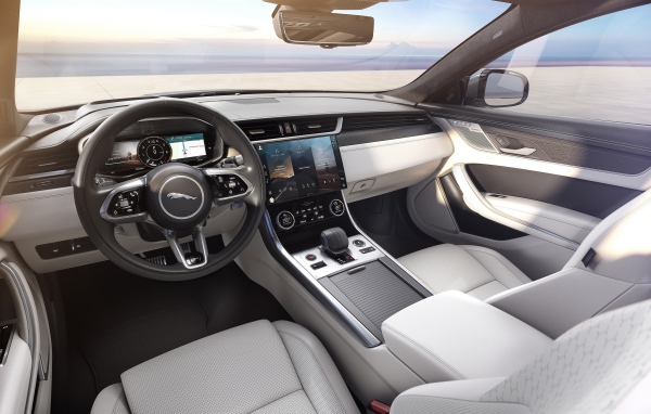 Салон автомобиля Jaguar XF P300 AWD R-Dynamic 2020 года 