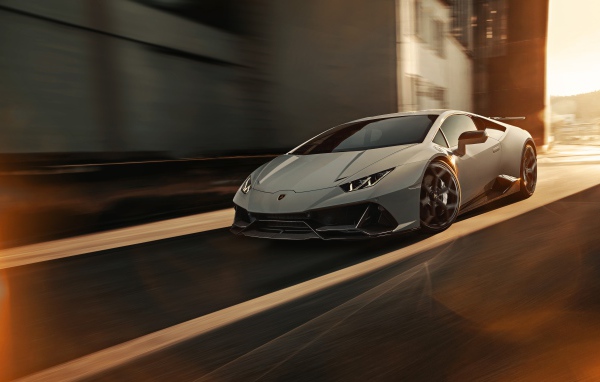 Дорогой автомобиль Lamborghini Huracan EVO 2020 года 