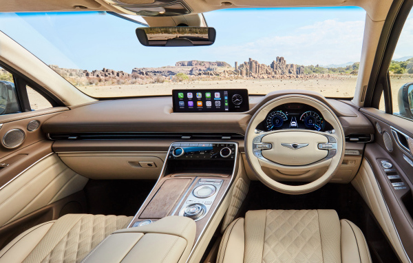 Дорогой кожаный салон автомобиля Genesis GV80 3.5T AWD 2020 года