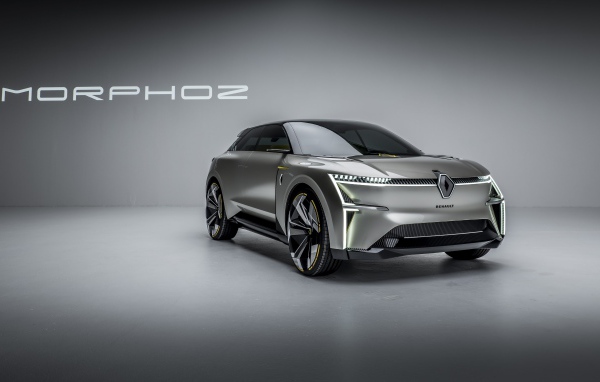 Автомобиль Renault Morphoz 2020 года на сером фоне