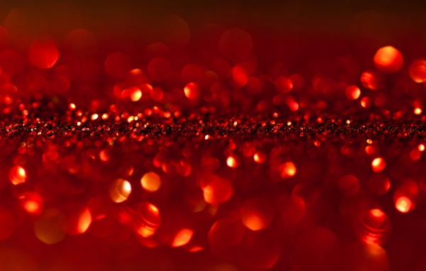 Много блестящих красных стразов, фон