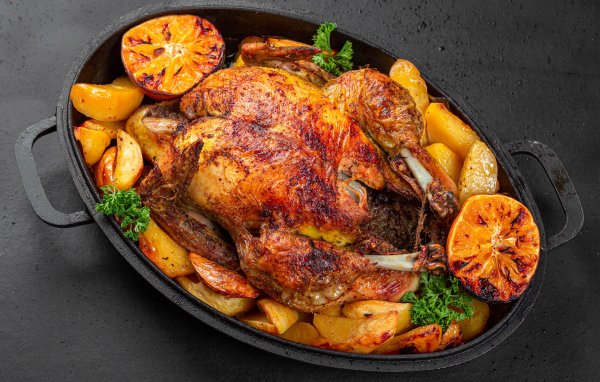 Курица запеченная с картофелем и апельсином