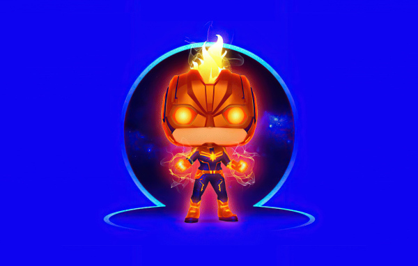 Супергерой капитан Марвел на голубом фоне 