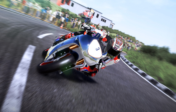 Мотоциклист на кроссе компьютерная игра TT Isle of Man 2, 2020