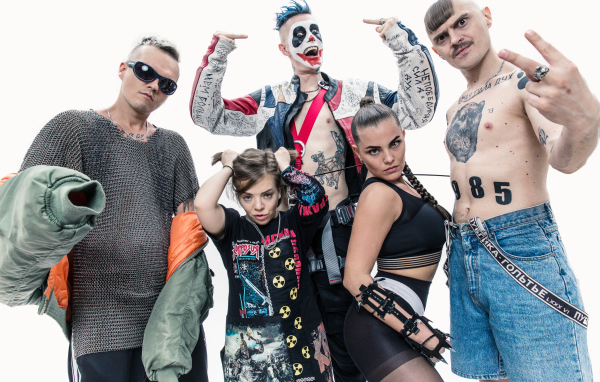 Популярная российская группа Little Big на белом фоне