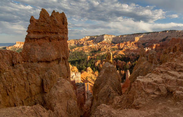 Вид на живописный Брайс-Каньон, США