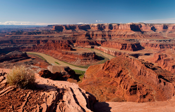 Вид на реку Колорадо в национальном парке Каньонлендс, США