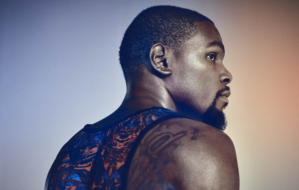 Баскетболист Кевин Дюрант вид сзади