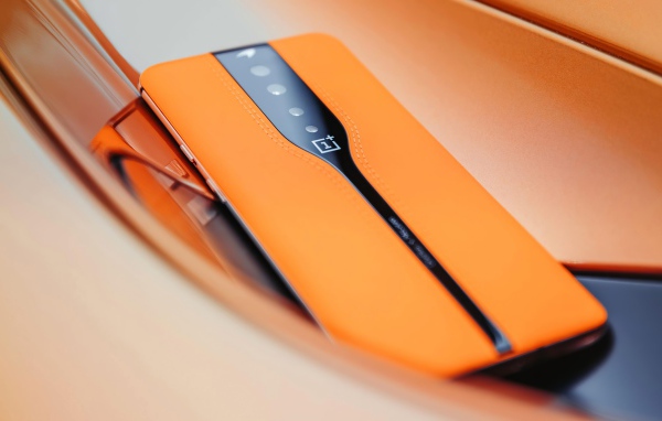 Новый смартфон  OnePlus Concept One, 2020