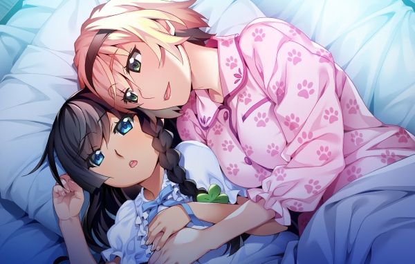 Парень и девушка аниме лежат на кровати