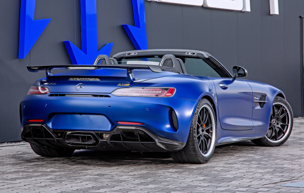 Синий мерседес Posaidon RS 830+ Roadster 2021 года 