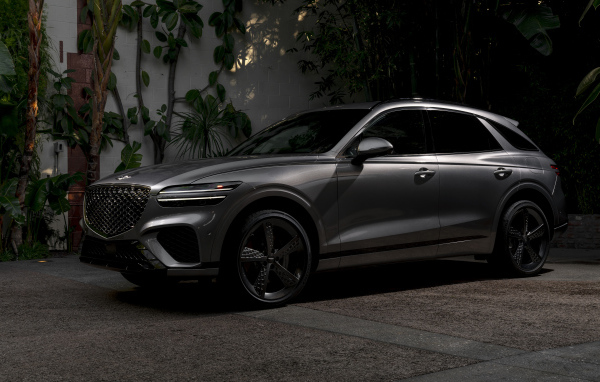 Стильный автомобиль  Genesis GV70 3.5T AWD, 2022 года