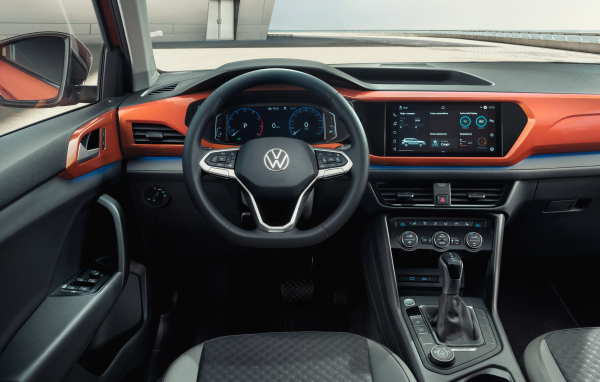 Кожаный салон автомобиля Volkswagen Taos 4MOTION 2021 года
