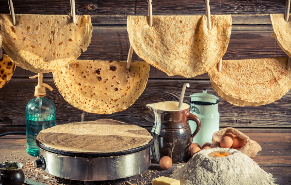 Заготовка блинов на Масленицу