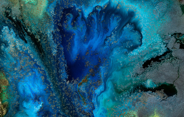 Разные оттенки голубой иллюзии