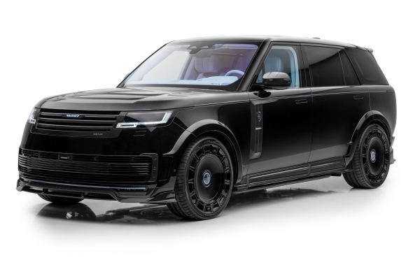 Вид спереди на черный внедорожник Mansory Range Rover SV LWB Heritage 2023 года
