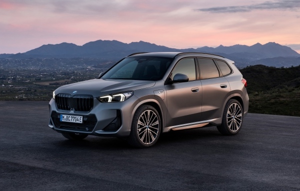 Автомобиль BMW X1 XDrive30e M Sport 2022