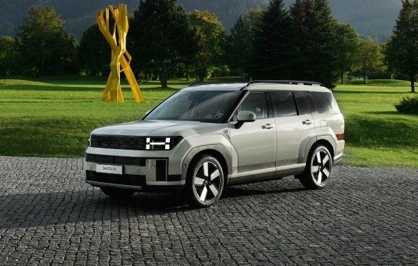 Автомобиль Hyundai Santa Fe Plug-In Hybrid