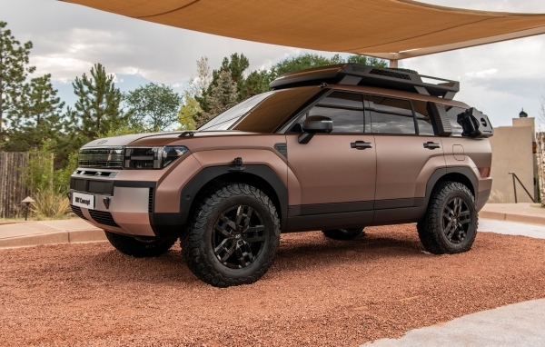 Большой внедорожник Hyundai Santa Fe XRT Concept