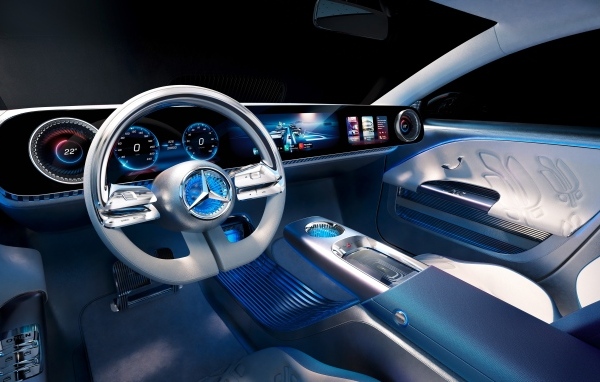 Салон автомобиля Mercedes-Benz Concept CLA Class 2024 года