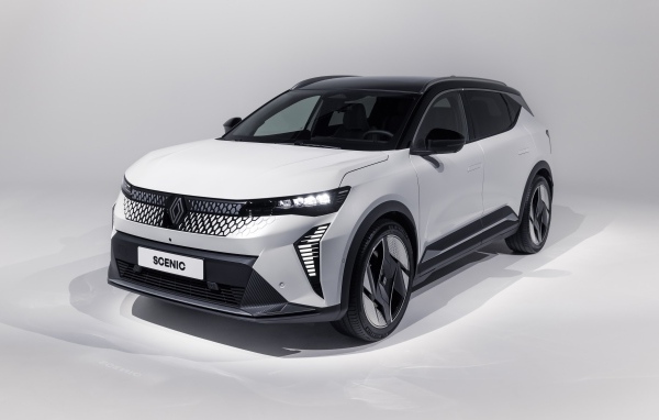 Автомобиль Renault Scénic E-Tech 2024 года
