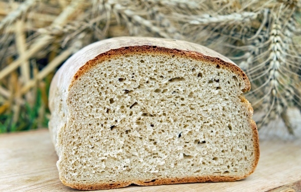 Вкусный ароматный свежий хлеб вблизи