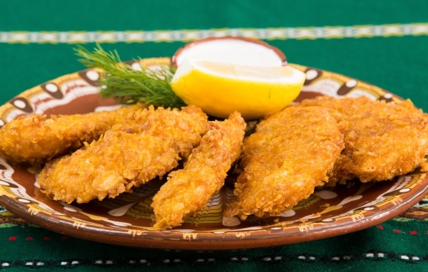 Жареная курица с лимоном и укропом